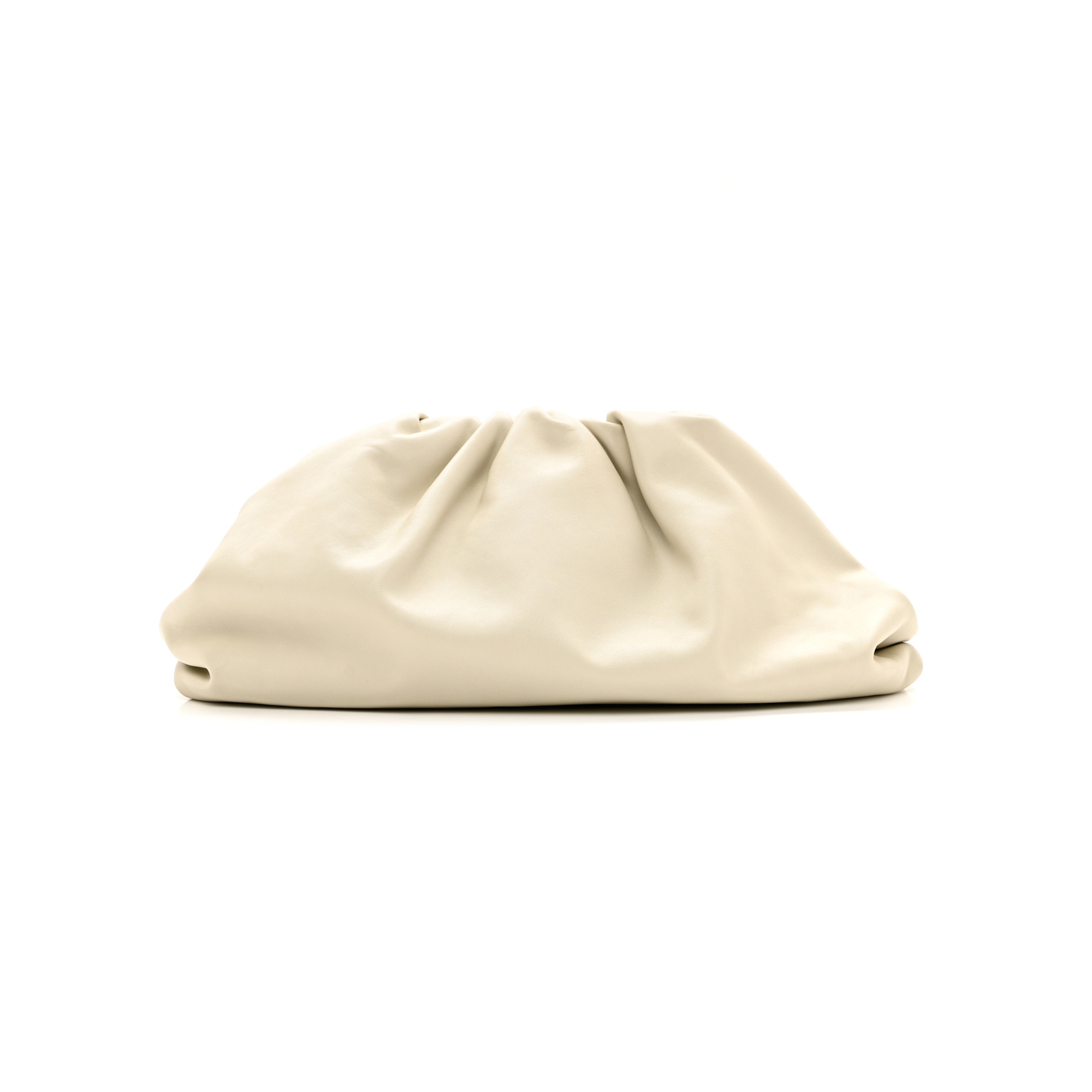 BOTTEGA VENETA SMOOTH BUTTER CALF THE POUCH OVERSIZED CLUTCH MIST (39*23*8cm) BOTTEGA VENETA SMOOTH BUTTER CALF THE POUCH OVERSIZED CLUTCH MIST (39*23*8cm)