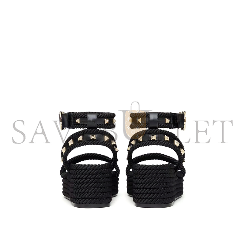 VALENTINO ROCKSTUD FLATFORM SANDAL IN CALFSKIN 45MM 6W2S0GI3BAE_0NO VALENTINO ROCKSTUD FLATFORM SANDAL IN CALFSKIN 45MM 6W2S0GI3BAE_0NO