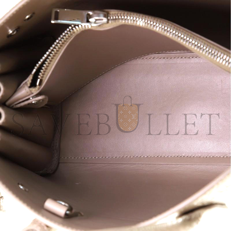 YSL SAC DE JOUR CROC EMBOSSED LEATHER LU84212960252 (26*20.5*12.5cm)