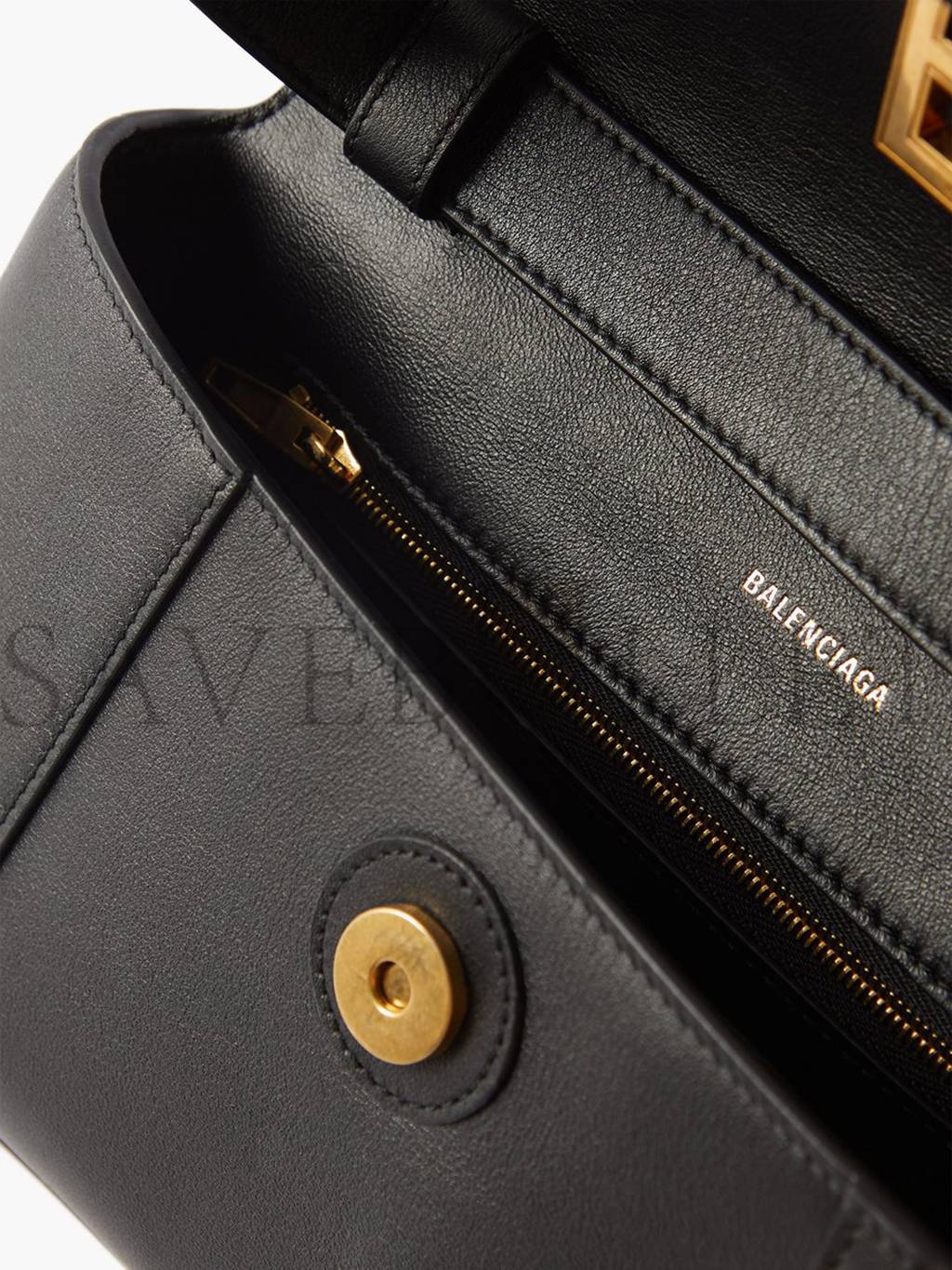 BALENCIAGA BLACK DOWNTOWN XS LEATHER SHOULDER BAG MATCHESFASHION US (26*14*6.5cm)