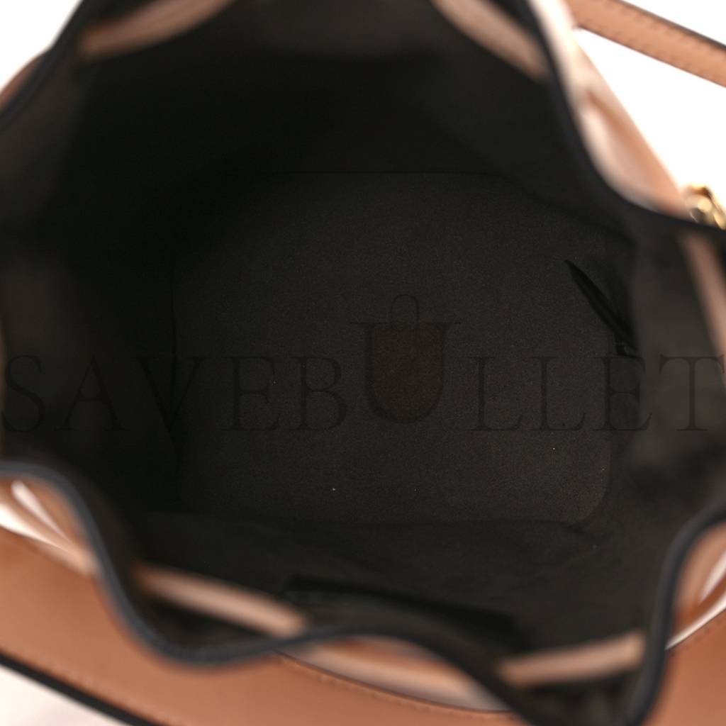 FENDI VITELLO KING F IS FENDI LOGO EMBOSSED MINI MON TRESOR BUCKET BAG LIGHT ROSE (11*10*10cm)